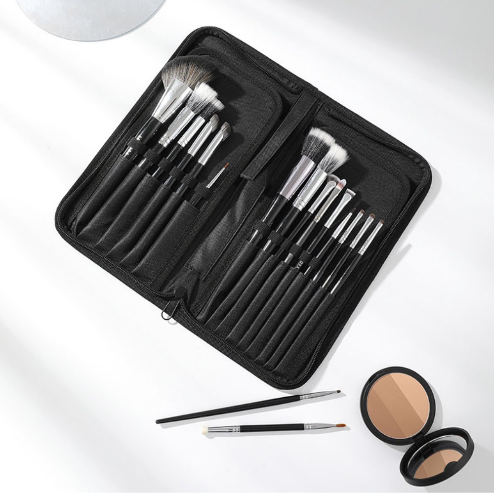 Wysokiej jakości przenośna kos – Blush Brush Kabuki recenzja i cena